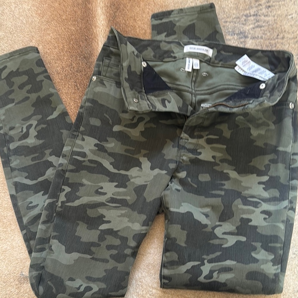 Good American Camouflage Pants